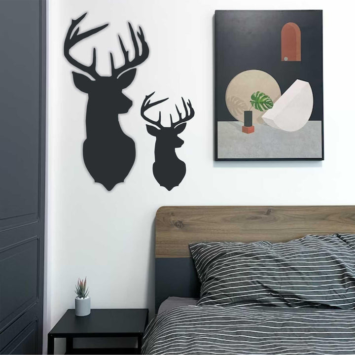 Jolly Jingles: Stencil a Rustic Deer Head for Holiday Cheer for Canvas and wall painting -